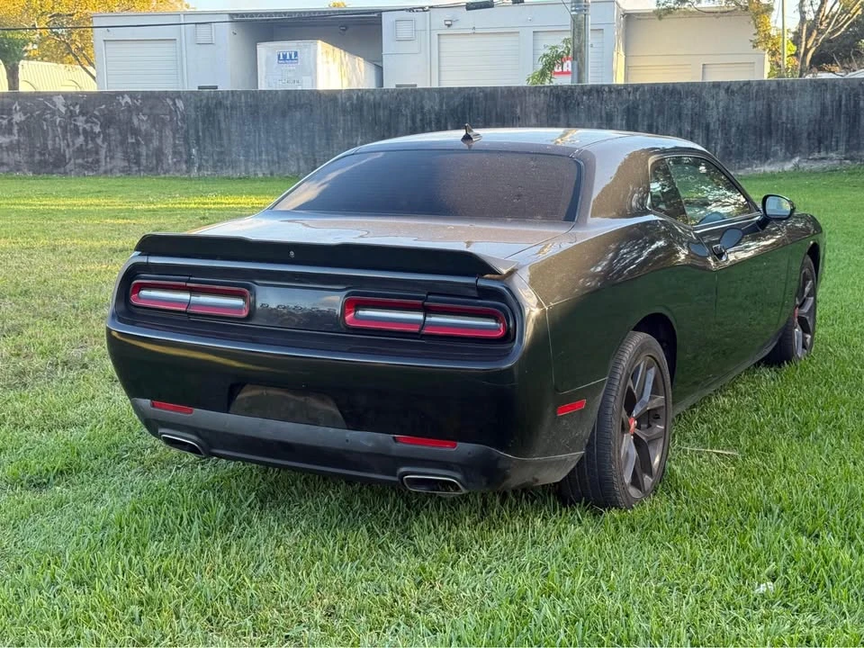 2021 Dodge Challenger 3rd Gen - Image 4 of 8