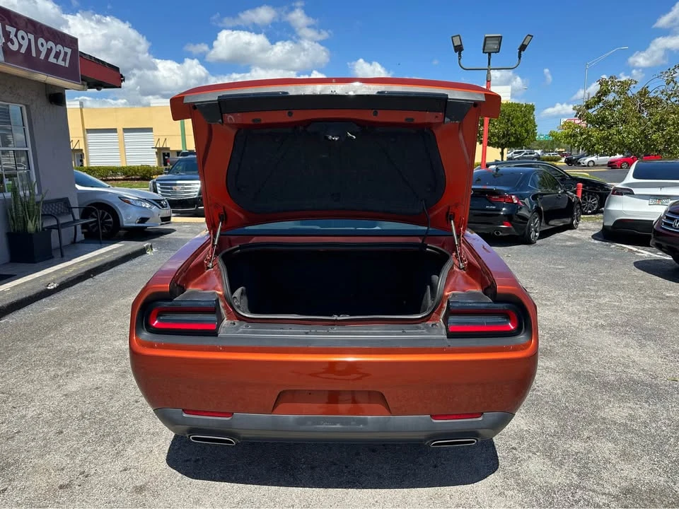 2021 Dodge Challenger 3rd Gen - Image 19 of 20