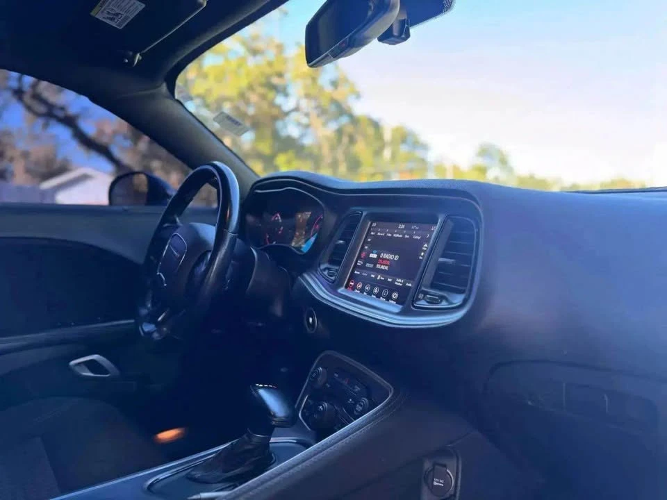 2021 Dodge Challenger 3rd Gen - Image 10 of 11