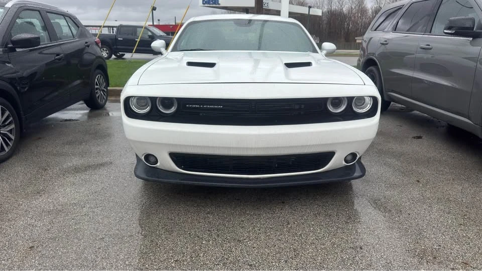 2021 Dodge Challenger 3rd Gen - Image 2 of 5