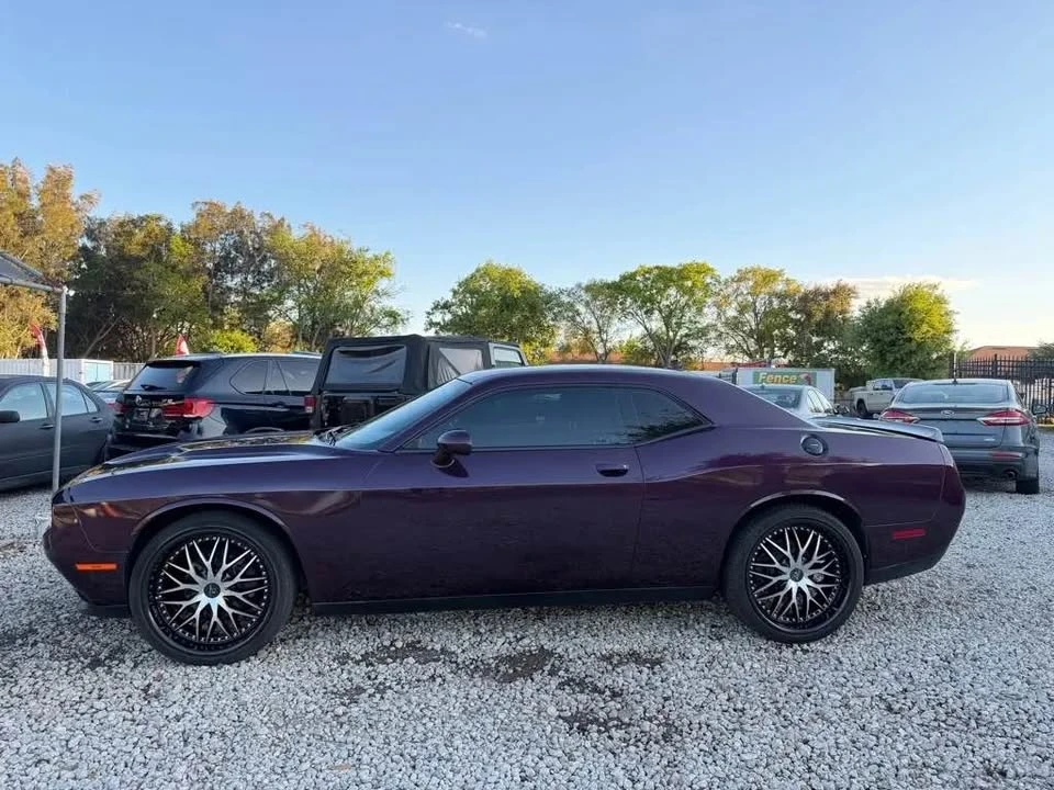 2021 Dodge Challenger 3rd Gen - Image 9 of 17