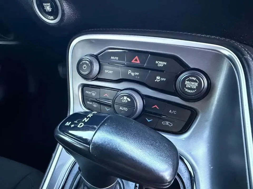 2021 Dodge Challenger 3rd Gen - Image 14 of 17