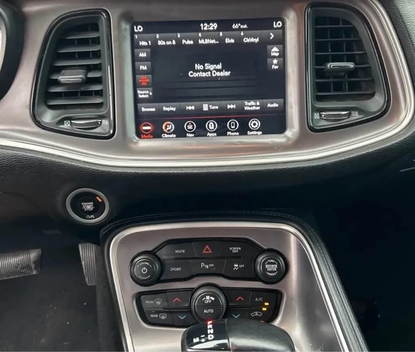 2021 Dodge Challenger 3rd Gen - Image 15 of 17