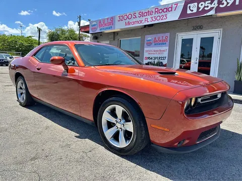 2021 Dodge Challenger SXT Coupe 2D