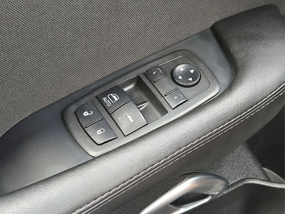 2021 Dodge Challenger 3rd Gen - Image 18 of 20