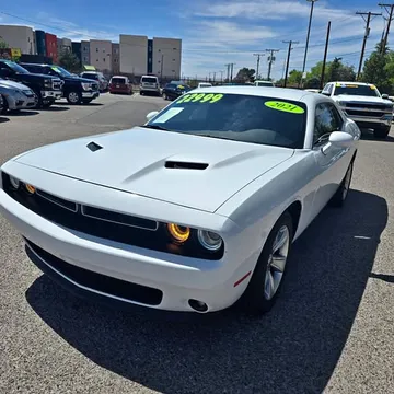 2021 Dodge Challenger SXT Coupe 2D