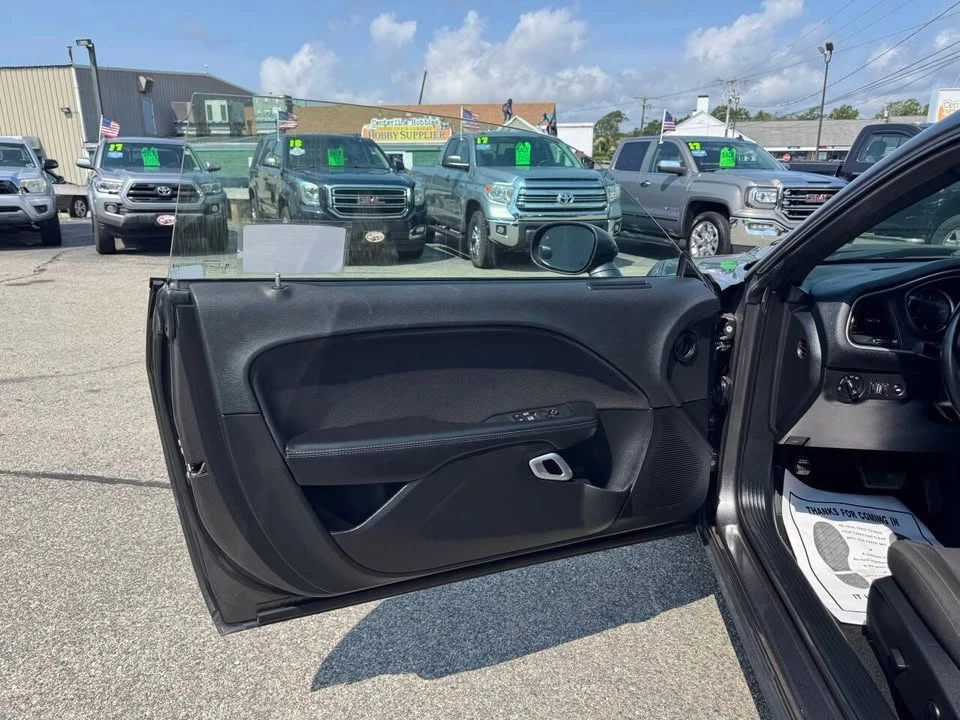 2021 Dodge Challenger 3rd Gen - Image 16 of 20