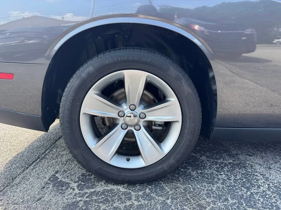 2021 Dodge Challenger 3rd Gen - Image 10 of 20