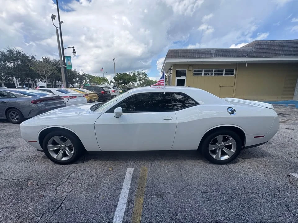 2021 Dodge Challenger 3rd Gen - Image 4 of 14