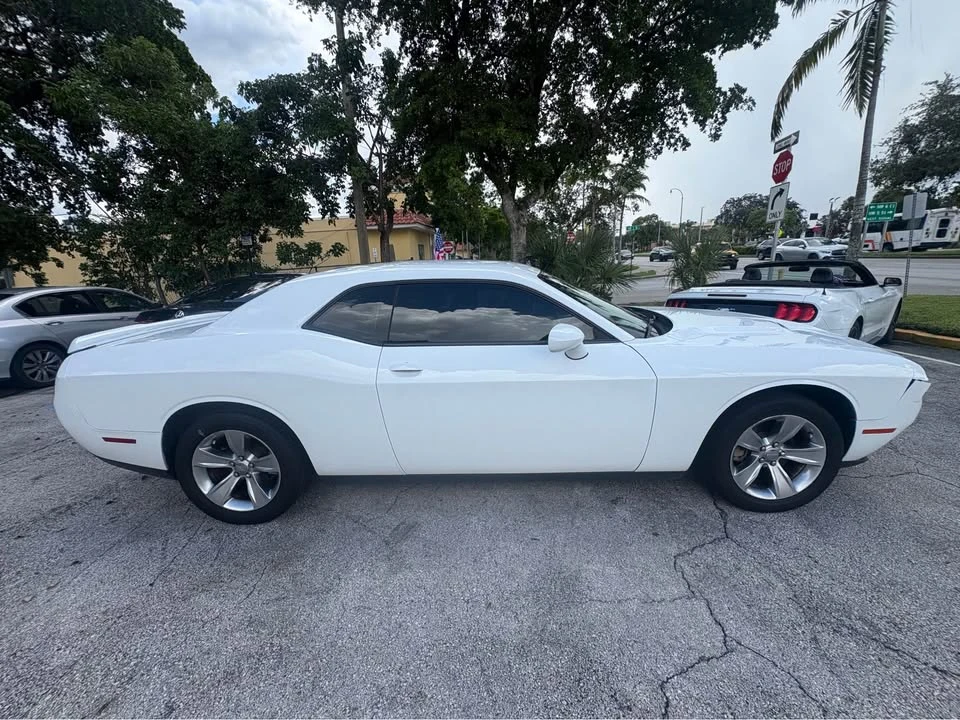 2021 Dodge Challenger 3rd Gen - Image 9 of 14
