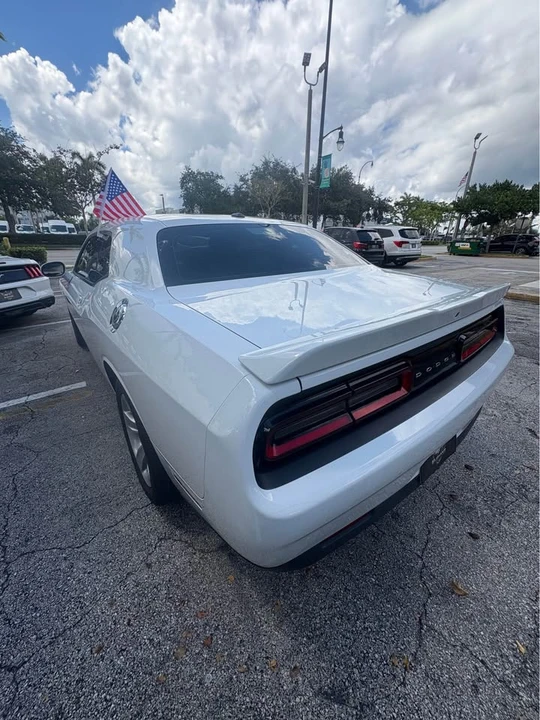 2021 Dodge Challenger 3rd Gen - Image 5 of 14