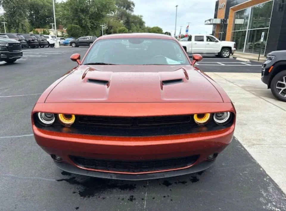2021 Dodge Challenger 3rd Gen - Image 2 of 8