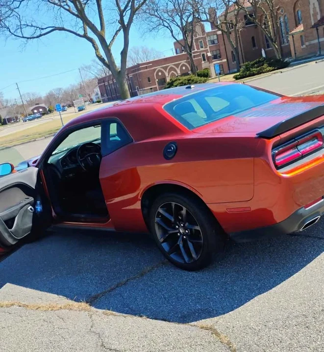 2021 Dodge Challenger 3rd Gen - Image 2 of 5
