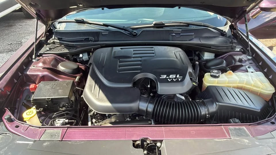 2021 Dodge Challenger 3rd Gen - Image 7 of 8