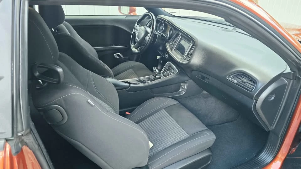2021 Dodge Challenger 3rd Gen - Image 7 of 11