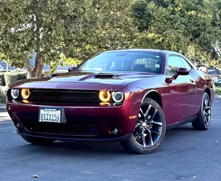 2021 Dodge Challenger SXT Coupe 2D