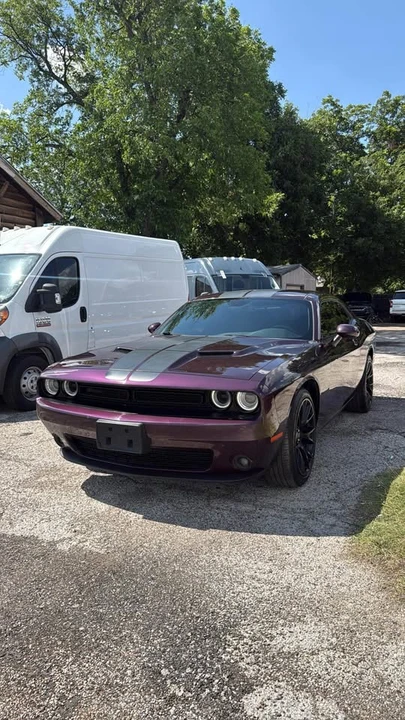 2021 Dodge Challenger 3rd Gen - Image 2 of 8