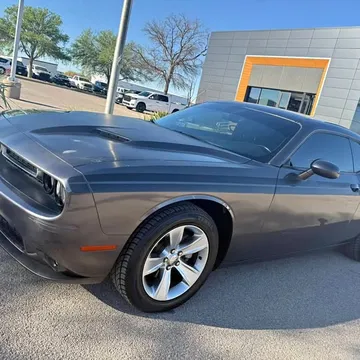 2021 Dodge Challenger SXT