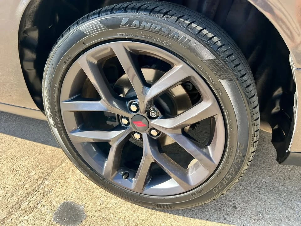 2021 Dodge Challenger 3rd Gen - Image 10 of 11