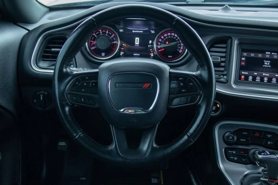 2021 Dodge Challenger 3rd Gen - Image 7 of 11
