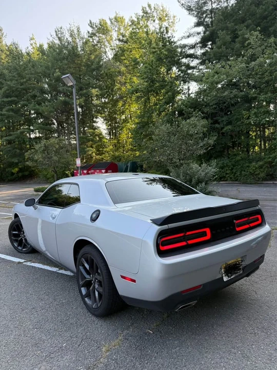 2021 Dodge Challenger 3rd Gen - Image 3 of 10