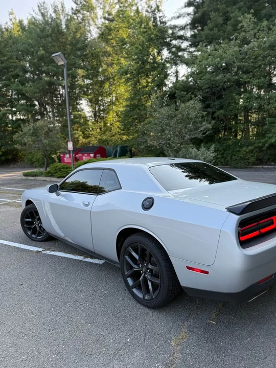 2021 Dodge Challenger 3rd Gen - Image 4 of 10