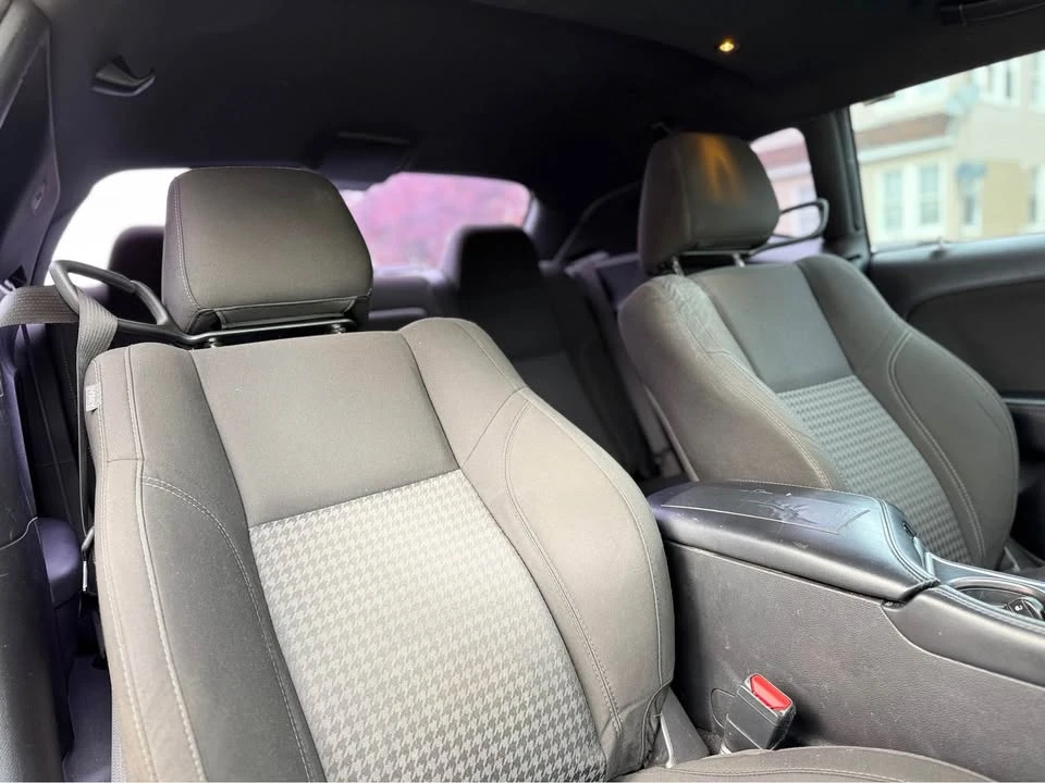 2021 Dodge Challenger 3rd Gen - Image 10 of 19