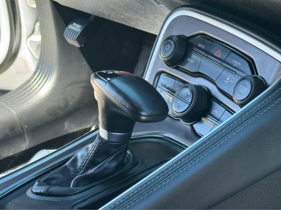 2021 Dodge Challenger 3rd Gen - Image 9 of 10