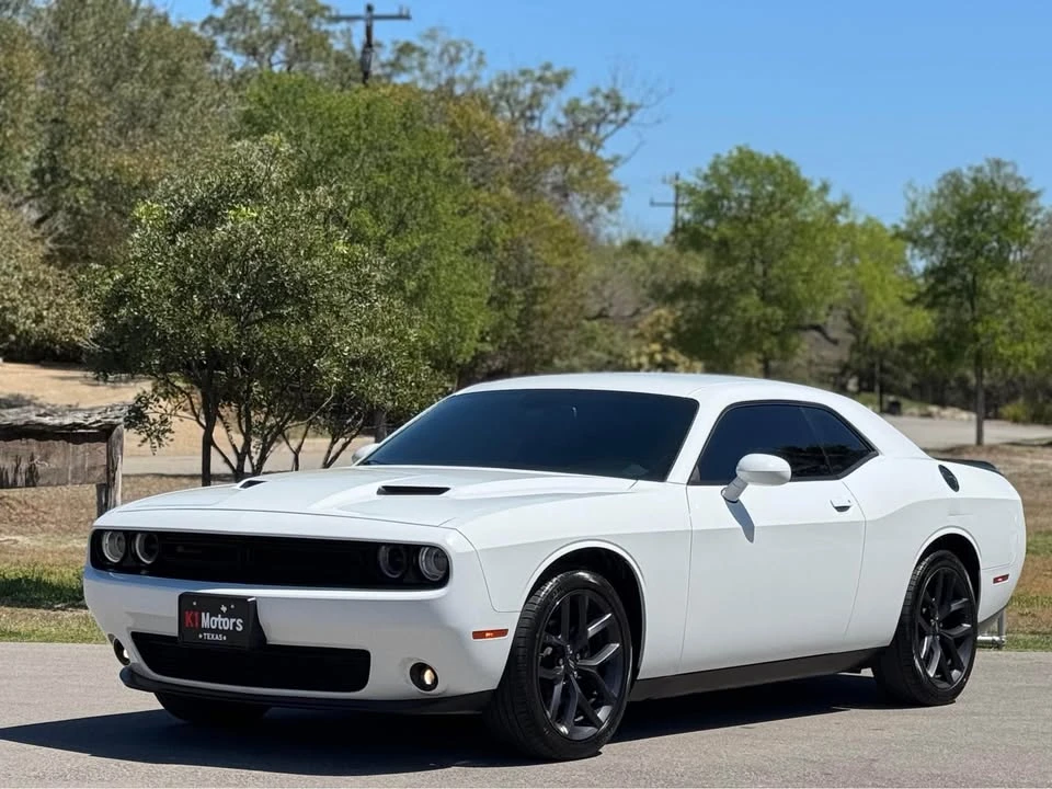 2021 Dodge Challenger 3rd Gen - Image 8 of 10