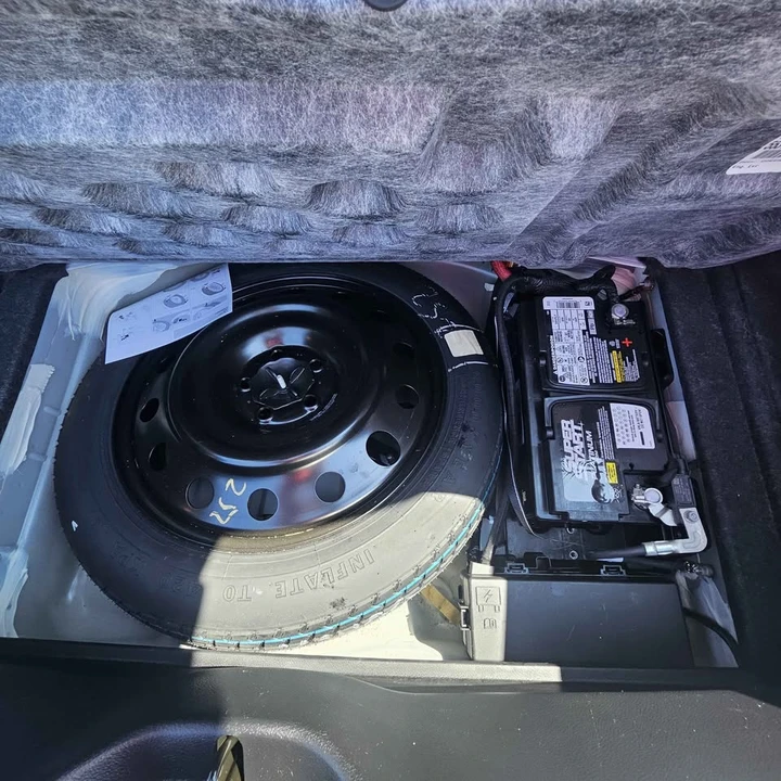 2021 Dodge Challenger 3rd Gen - Image 7 of 14