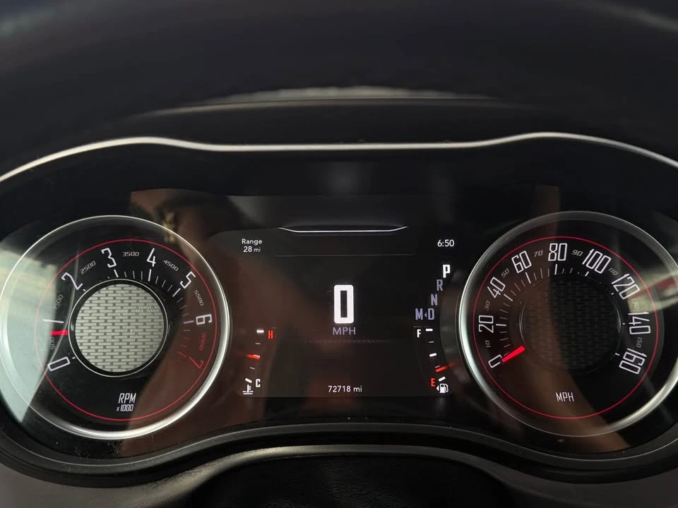 2021 Dodge Challenger 3rd Gen - Image 10 of 11