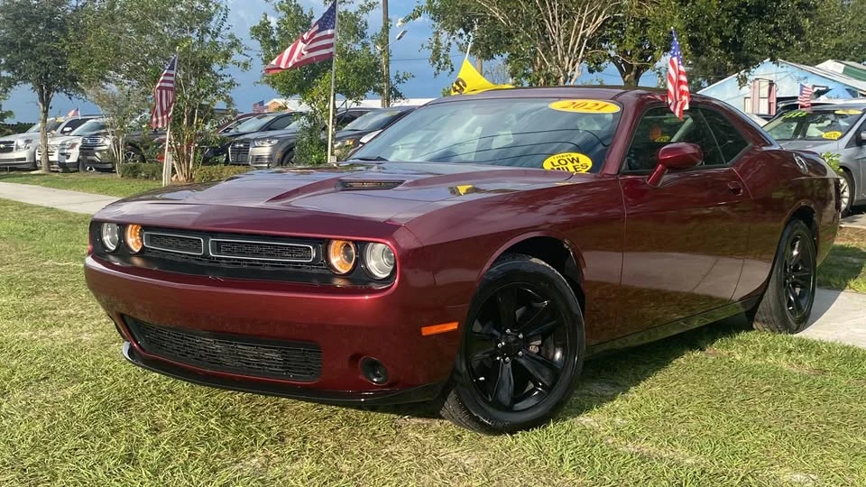 2021 Dodge Challenger 3rd Gen - Image 16 of 20