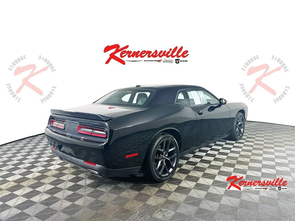 2021 Dodge Challenger 3rd Gen - Image 7 of 12