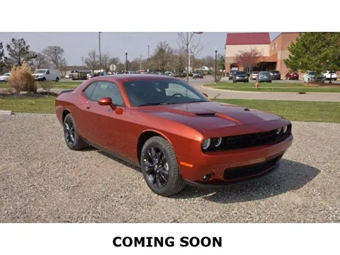 2021 Dodge Challenger SXT RWD