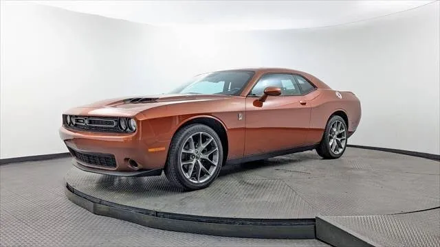 2021 Dodge Challenger SXT