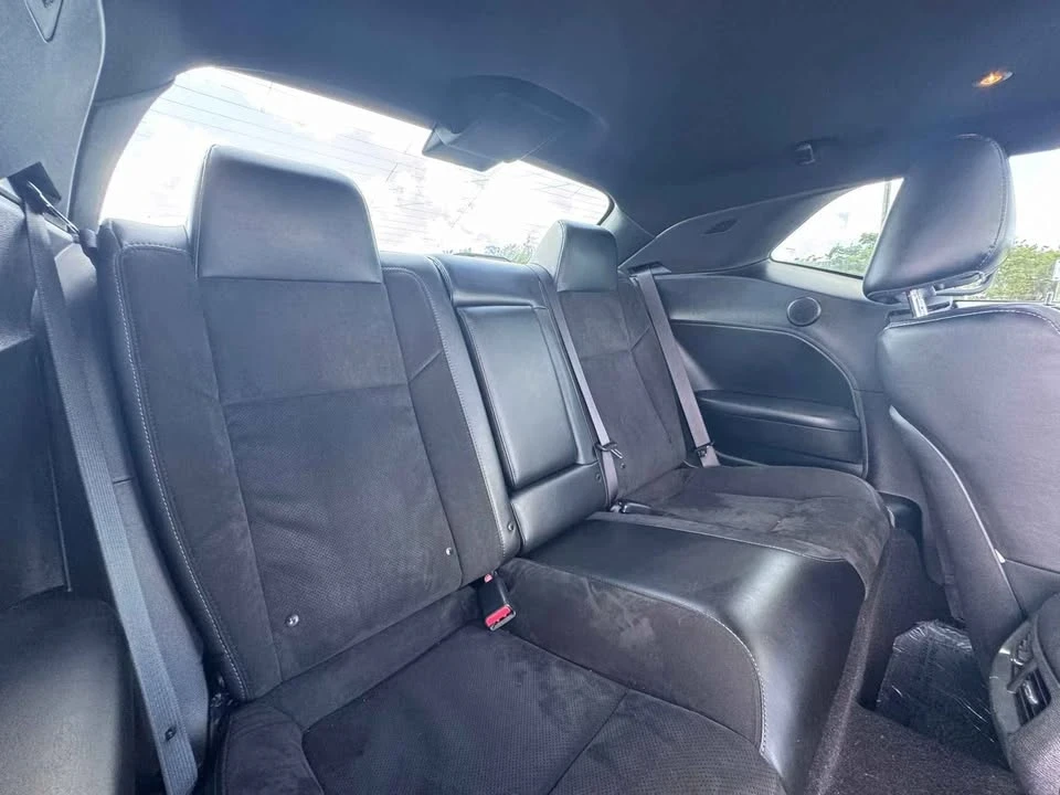 2021 Dodge Challenger 3rd Gen - Image 9 of 10