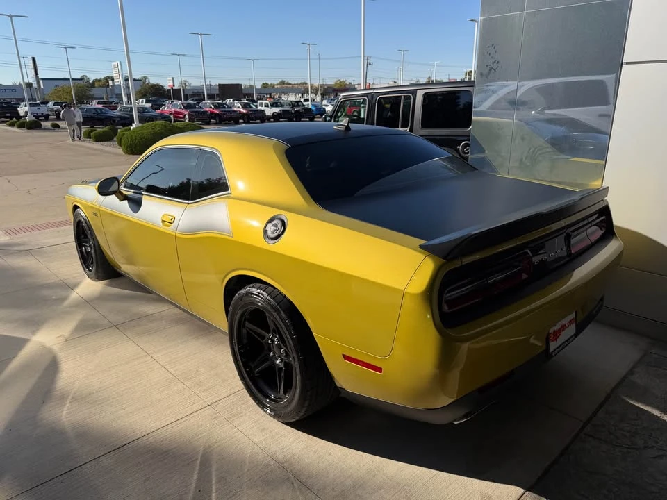 2021 Dodge Challenger SRT8 & 392 3rd Gen - Image 5 of 16