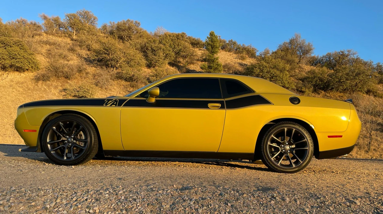 2021 Dodge Challenger 3rd Gen - Image 6 of 31