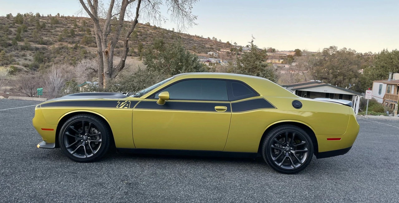 2021 Dodge Challenger 3rd Gen - Image 19 of 31