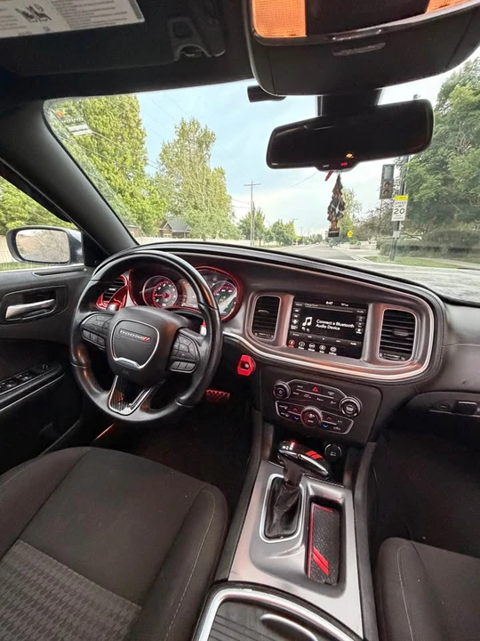 2021 Dodge Charger - Image 7 of 12