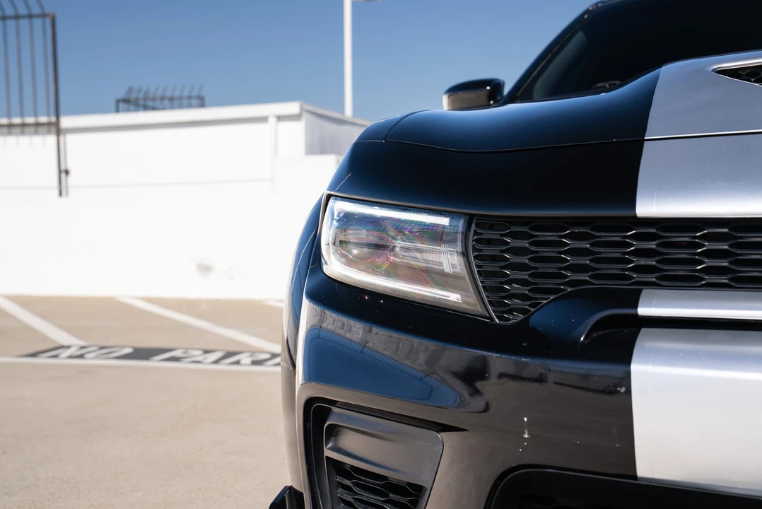 2021 Dodge Charger 8th Gen - Image 16 of 21