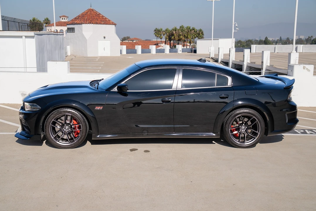 2021 Dodge Charger 7th Gen - Image 16 of 21
