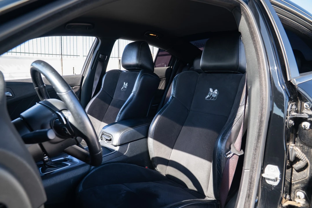 2021 Dodge Charger 8th Gen - Image 19 of 21