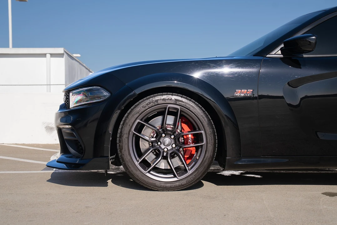 2021 Dodge Charger 7th Gen - Image 17 of 21