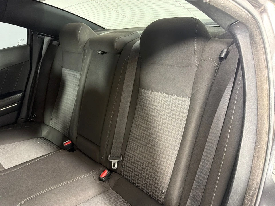 2021 Dodge Charger 7th Gen - Image 19 of 25
