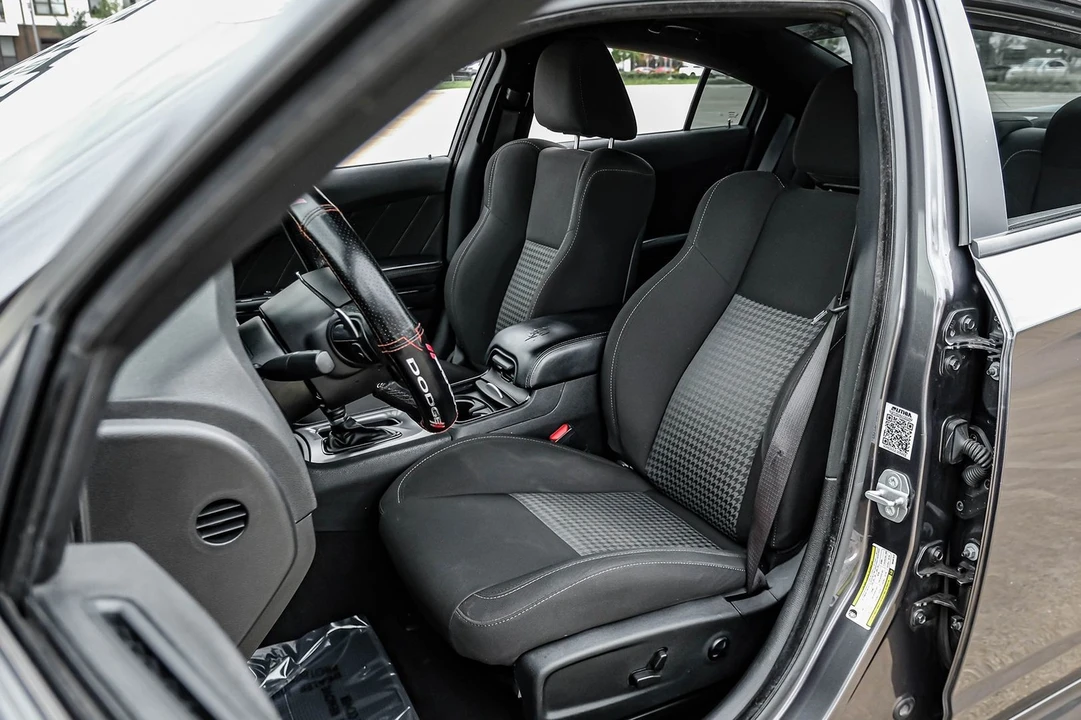 2021 Dodge Charger 7th Gen - Image 29 of 31