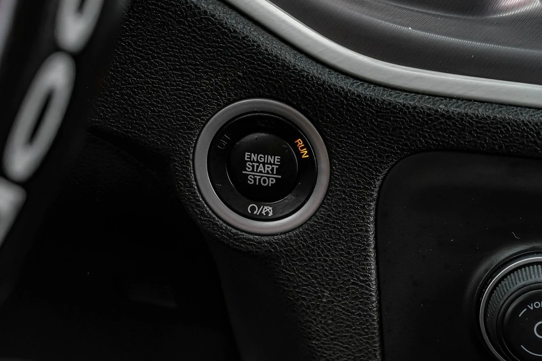 2021 Dodge Charger 7th Gen - Image 19 of 31