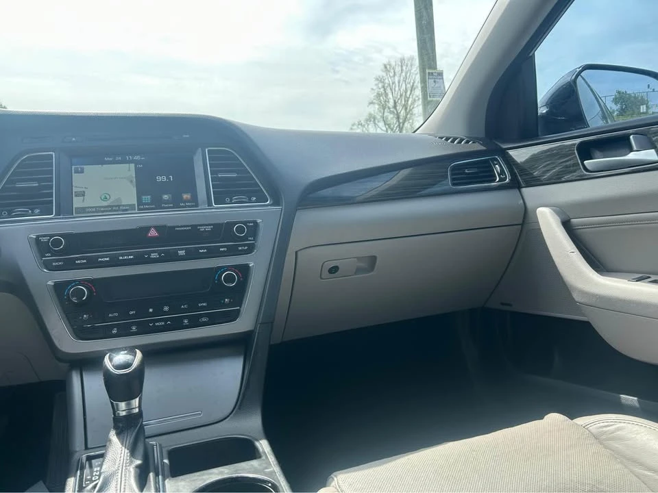 2021 Dodge Charger 7th Gen - Image 11 of 20
