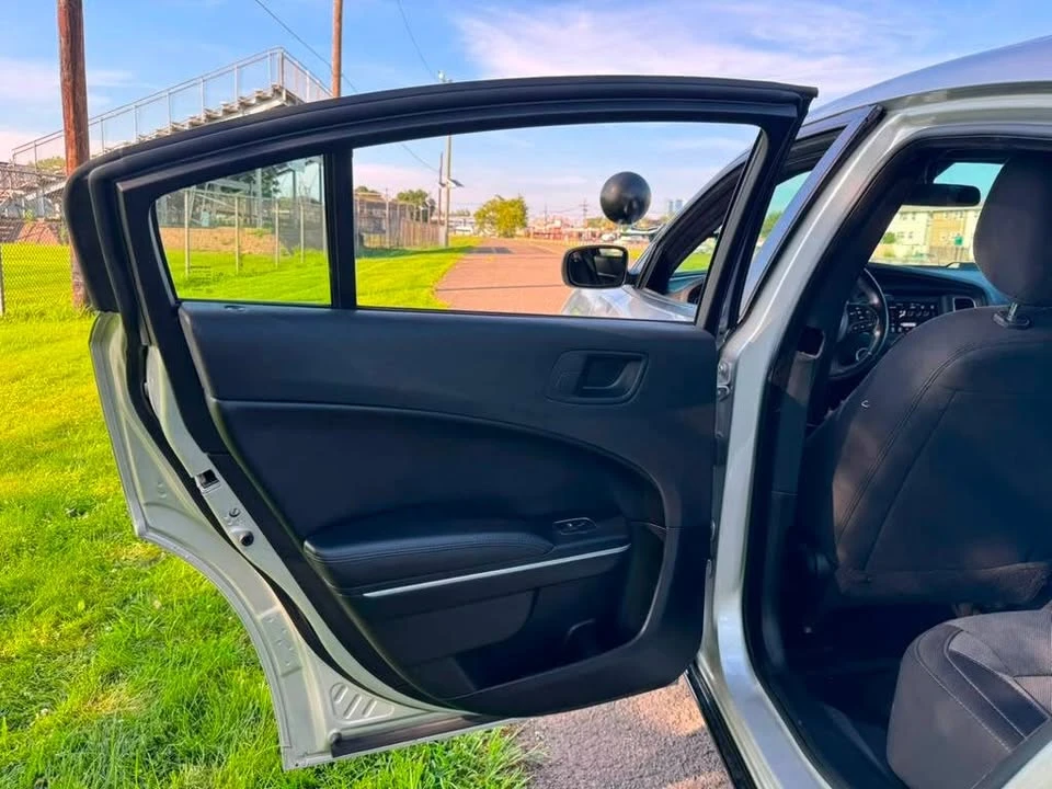 2021 Dodge Charger 7th Gen - Image 17 of 19