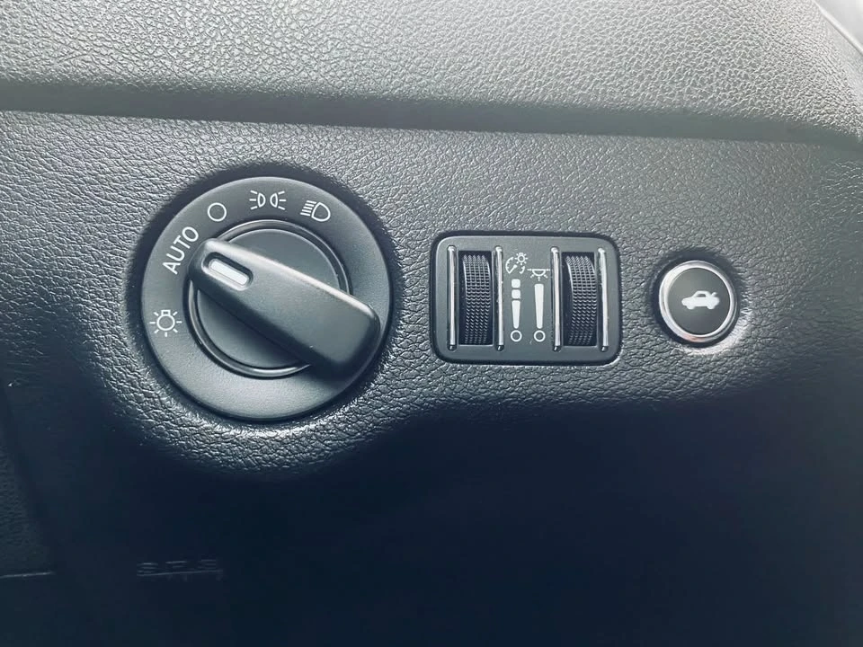 2021 Dodge Charger 7th Gen - Image 13 of 20